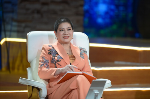 Tiểu sử Shark Liên